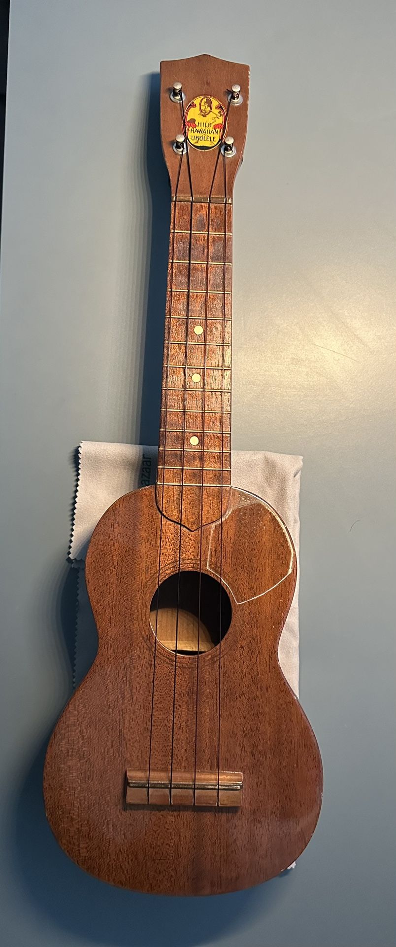 Vintage “Hilo Hawaiian” Ukulele