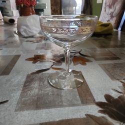 Single Wine Glass