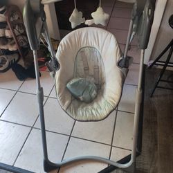 GRACO COMPACT BABY SWING 