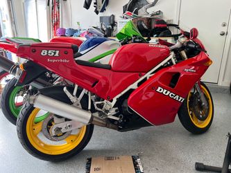 1991 Ducati 851 Suerbike