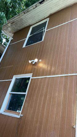 Exterior motion lights