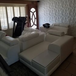 White Sofa 