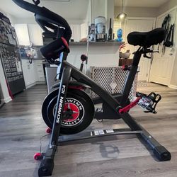 Schwinn IC4 Stationary Bike
