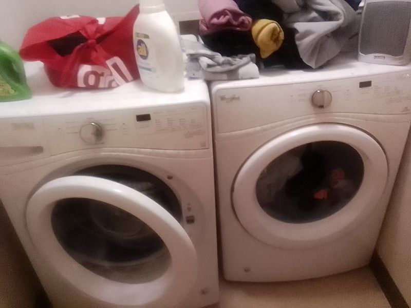 Whirlpool Washer And Dryer Set