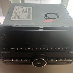 GM Chevrolet Silverado GMC Sierra Stock Radio 07-14