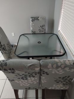 Kitchen table -Fast Sale - 32811 Area