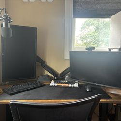 Gaming/Work PC setup  (Comes w everything in photos)