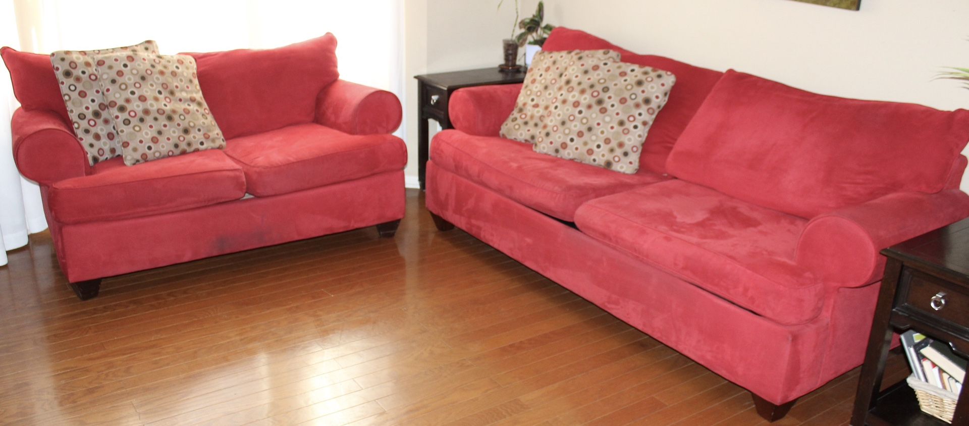Raymour & Flanigan Sleeper Sofa And Love Seat with 4 Accent Pillows