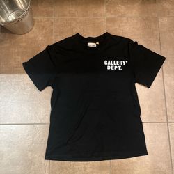 black and white gallery dept  t shirt 