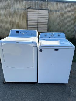 Maytag washer and dryer laundry