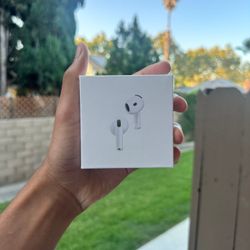 Airpod 4