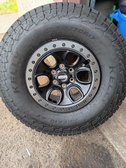 2020-2026 Ford Raptor Bead Lock wheels and tires