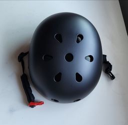 Kids Bike Helmet, Adjustable and Multi-Sport, Black
20-24"/51-54cm, New $34.99 >> $12