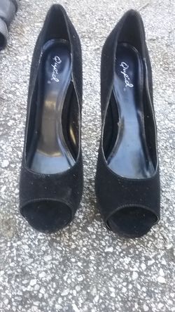 High hills black size 8 1/2