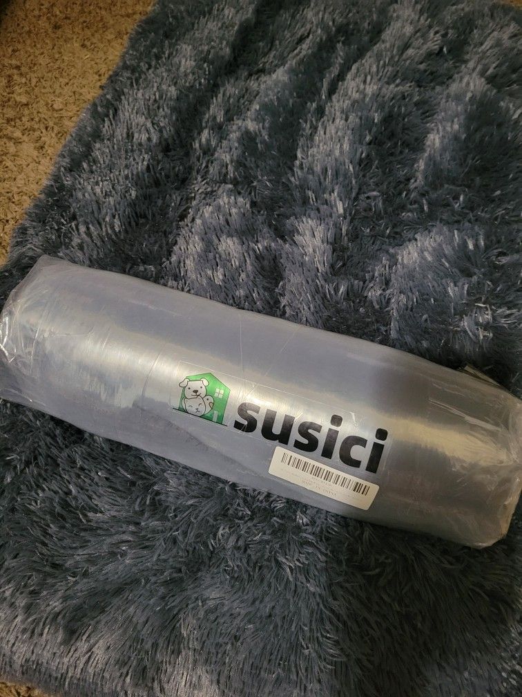 Brand New Plush Dog Beds - 6 Availabe