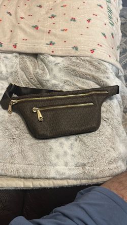 Michael Kors fanny pack