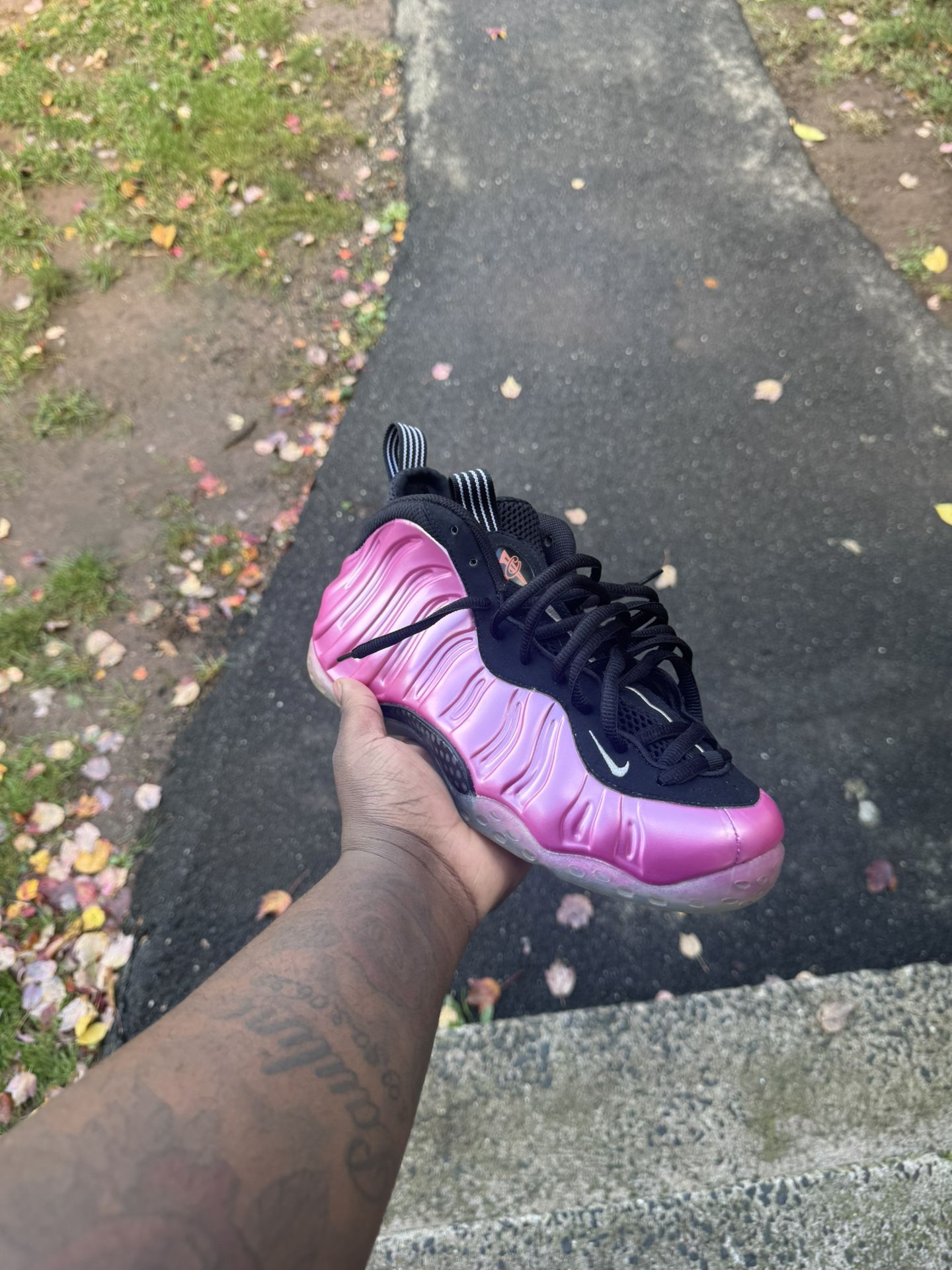 Foams Sz 9