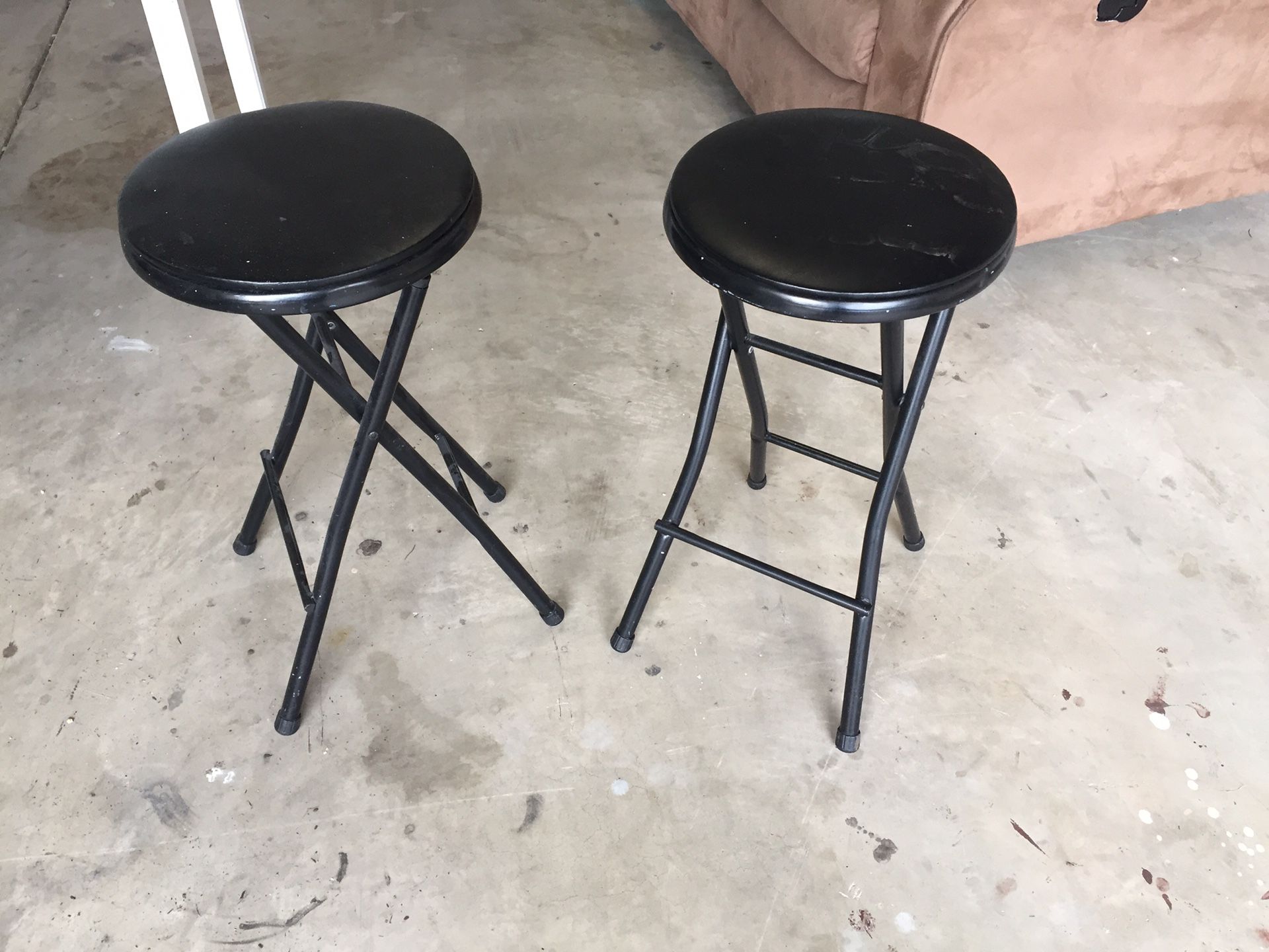 Black stools