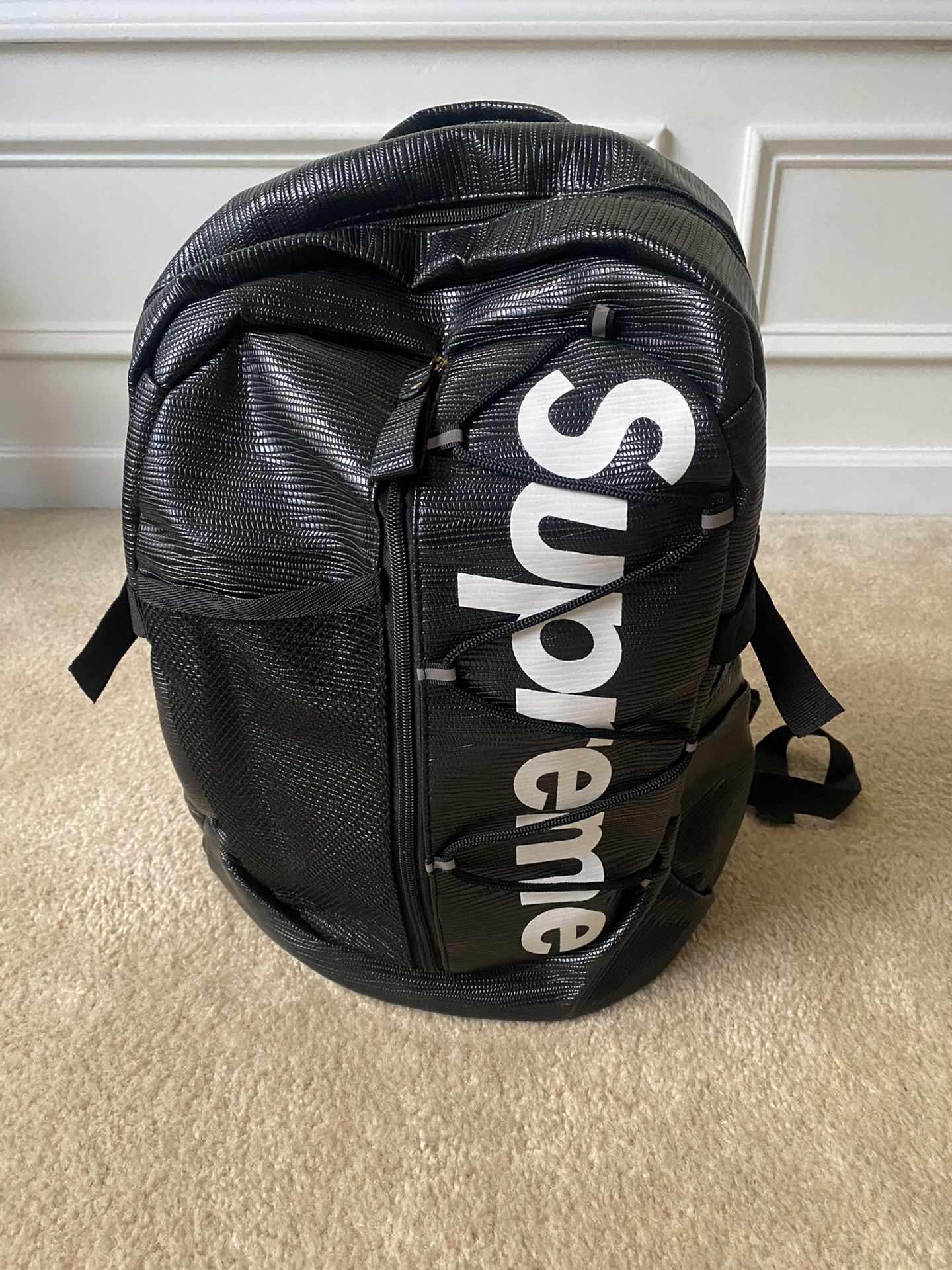 SUPREME BAG