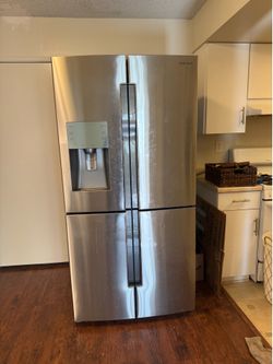 Samsung 4 Door Fridge MUST BE GONE BY 6/30