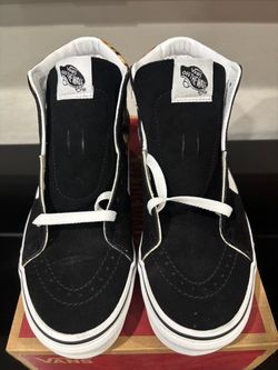 Vans SK8-Hi Sneakers men’s size 7 or women’s size 8.5 brand new