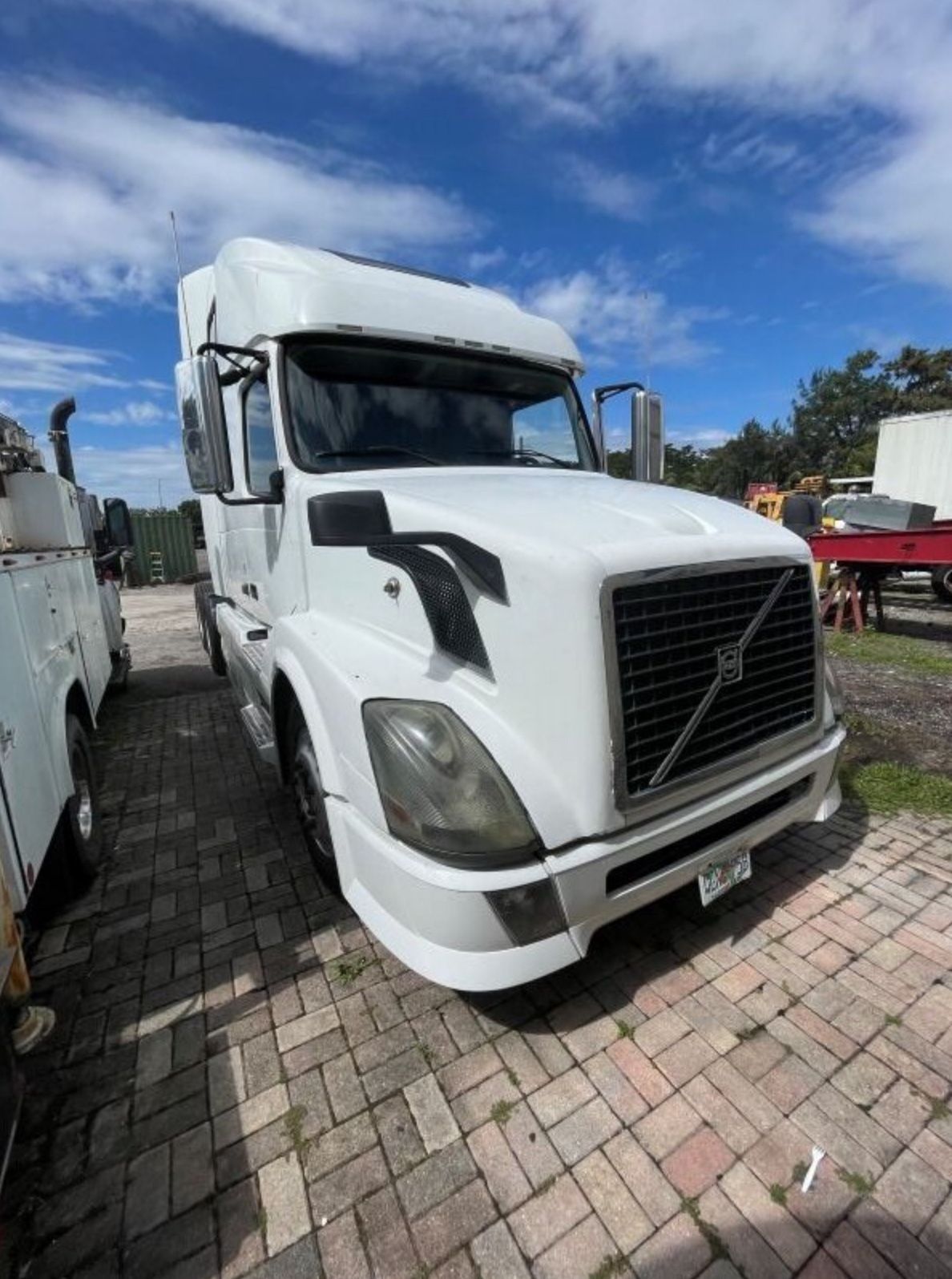 40401A7 AUTOMATIC TRUCK TRACTOR