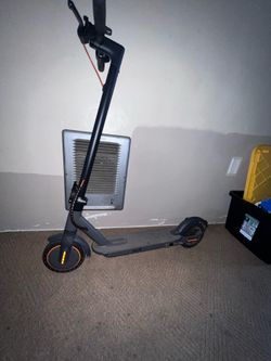 Volpam Electric Scooter 350W/500W