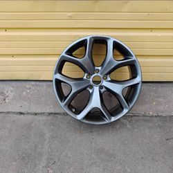 2020 Chrysler 300 Rim 