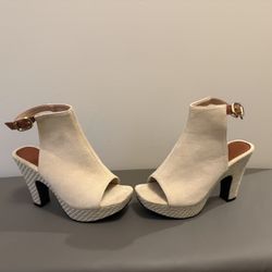 ✨ Women’s Beige Suede Peep-Toe Slingback Heels-Size 8