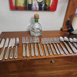 Pottery Barn India Tivoli Silverware Stainless/ Brass Set 21 pieces