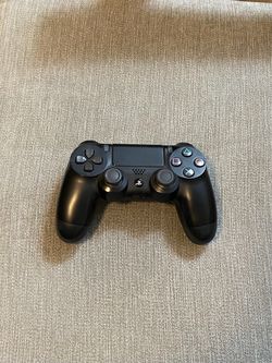 PS4 Controller