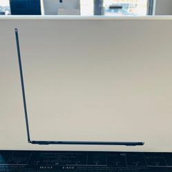 APPLE MACBOOK AIR 13” 2025 M4 16GB 256GB SSD IN BOX NEW SEALED