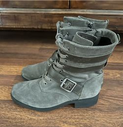 UGG Woman’s Boots Size 9