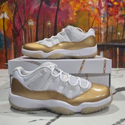 Nike Air Jordan 11 XI Mothers Day Size 8.5 Women's