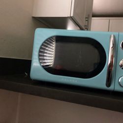 Retro microwave On Sale 