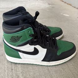 Air Jordan 1s Size 9