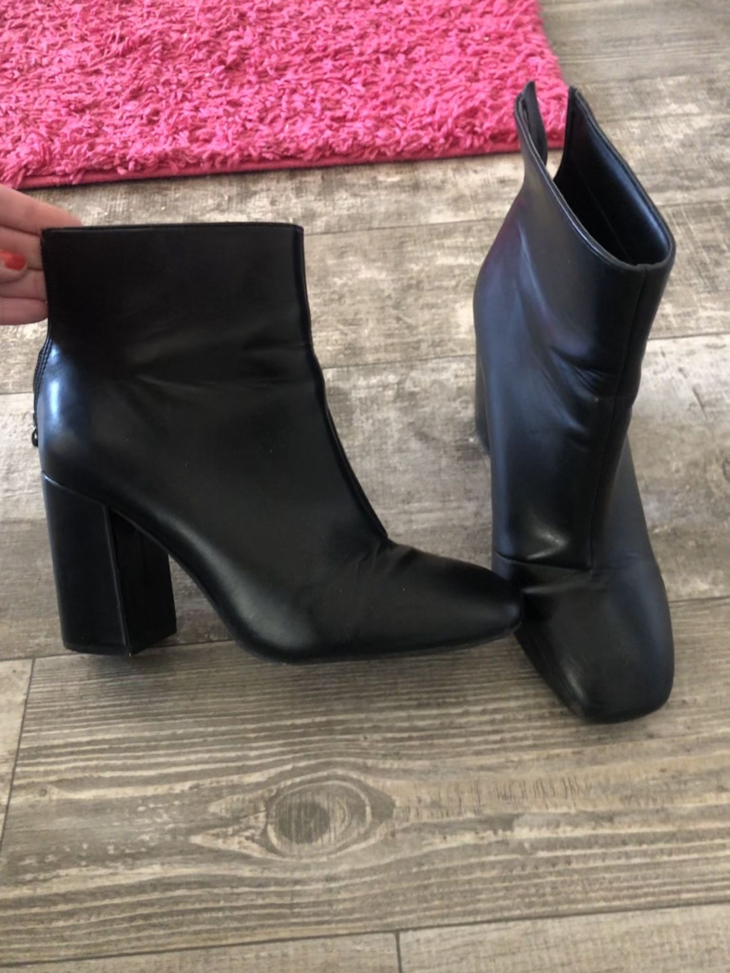 Womens Boots Size 7