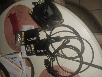 BRAND NEW NEVER USED WATER SPORTS ANKLES AN PACKAGE OF STRAPS ETC PAID 60+ EACH SELL ALL3 ONLY 40$ FIRM