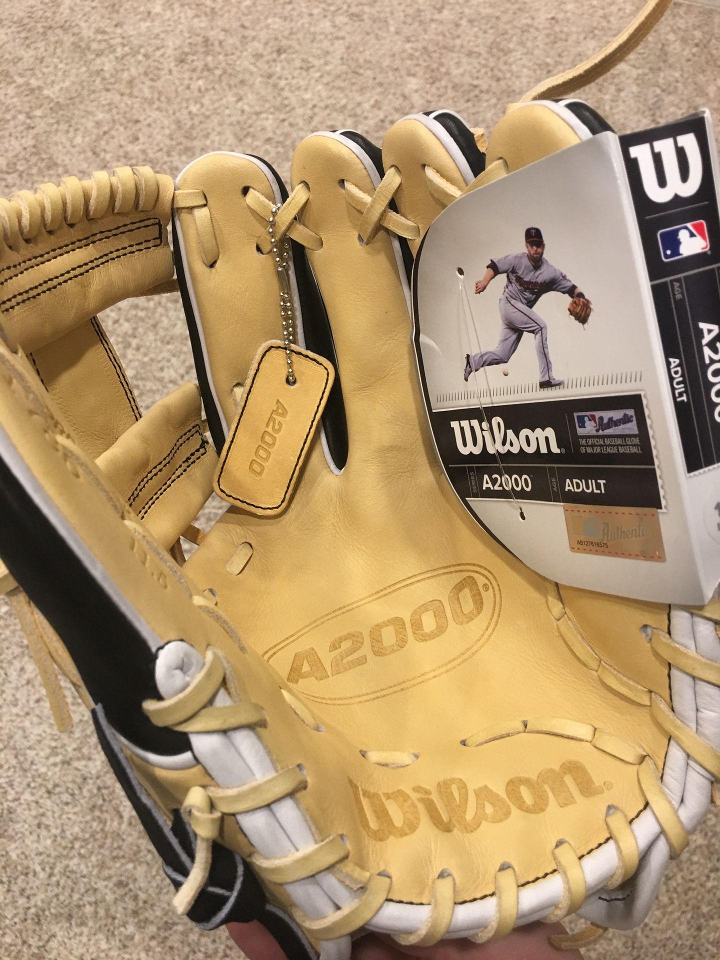 Wilson A2000 11.5” Baseball Glove New