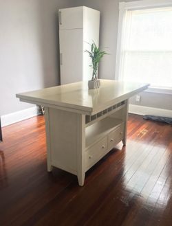 Kitchen Island