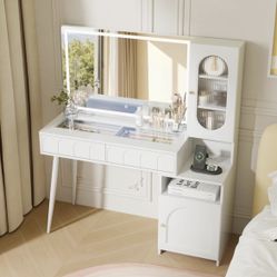 White Vanitu Desk with Mirror  