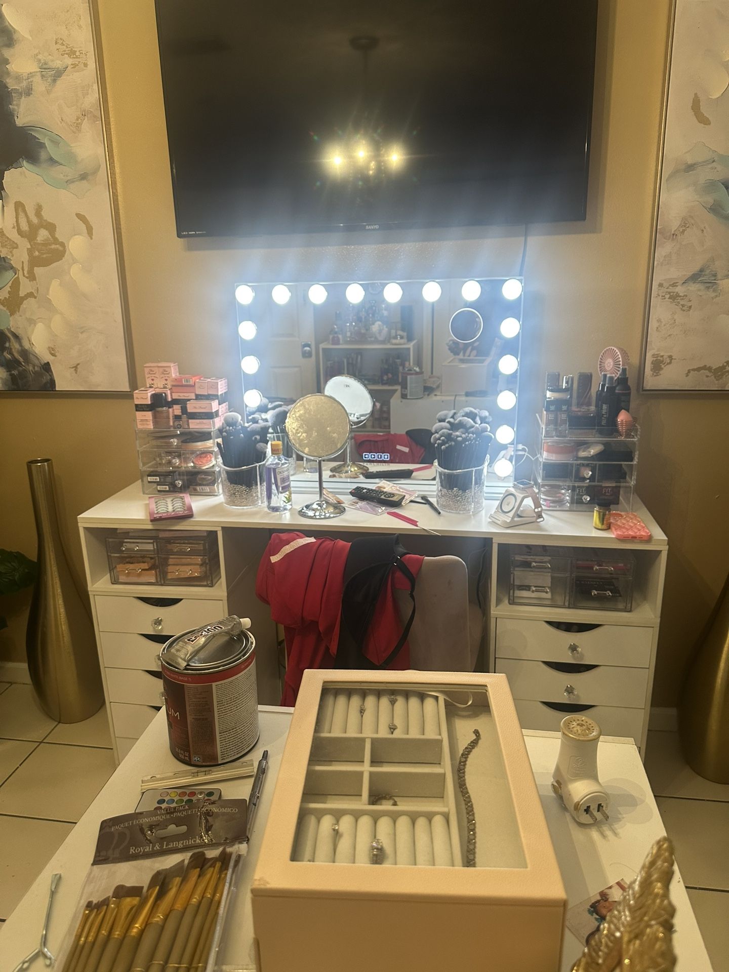 Make Up Vanity