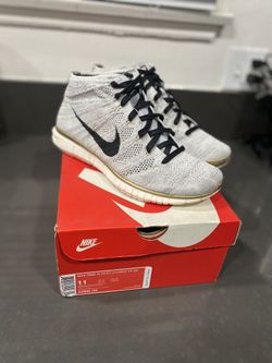 Flyknit Chukka Gold Trophy Size 11