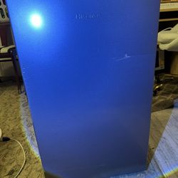 Hisense 4.4 cubic foot mini fridge