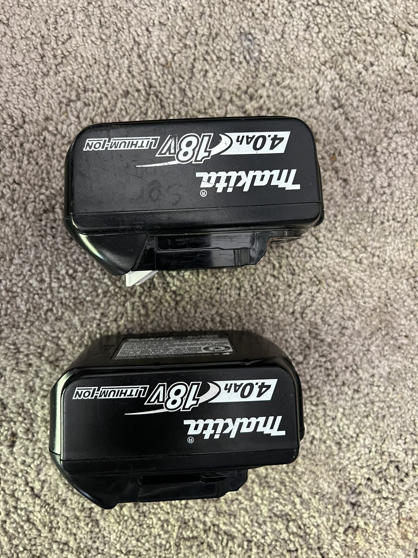 2 Makita 18v 4Ah Batteries New