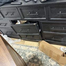 10 Drawer Dresser