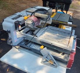 Chicago Electric 10" Tile & Brick Wet Saw - 2.5 HP Heavy Duty