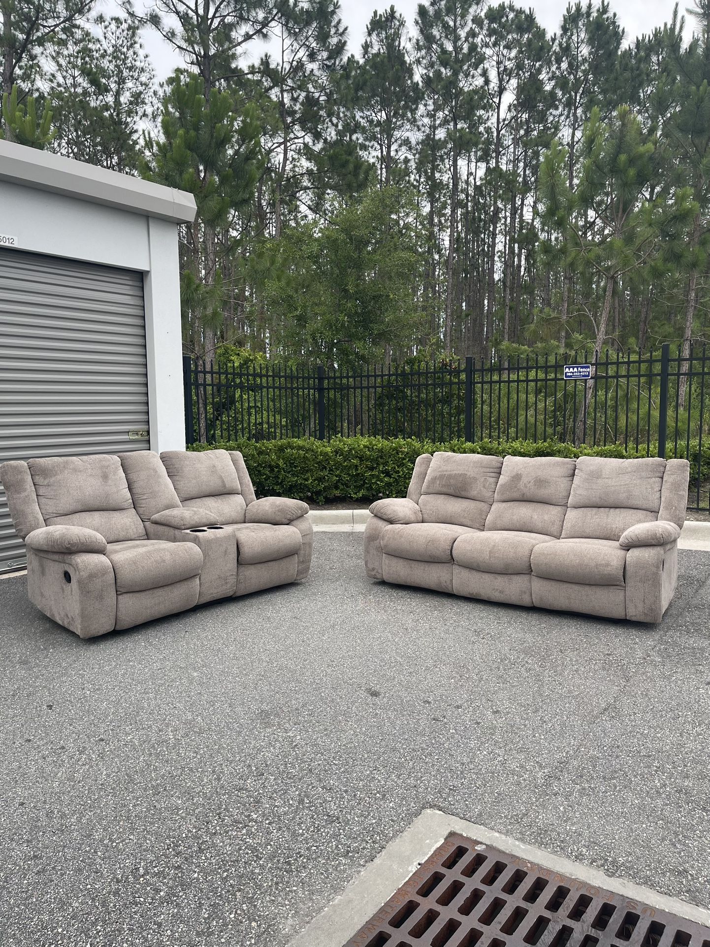 ✨Gray Ashley furniture manual reclining couch & loveseat with storage CAN DELIVER FOR A FEE🚚