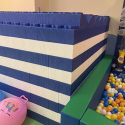 500+ building blocks pieces - varies obsticles- commercial bussiness material play area