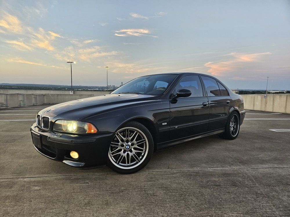 2002 BMW M5